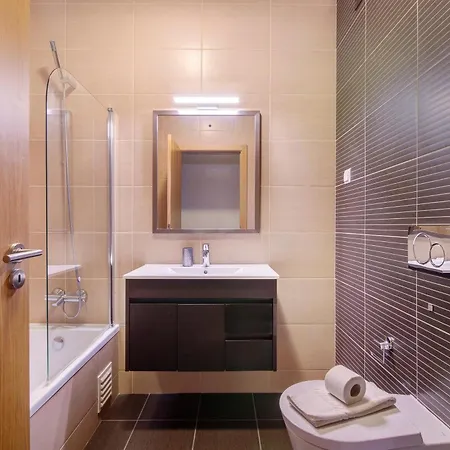 Marina Garden Apartment